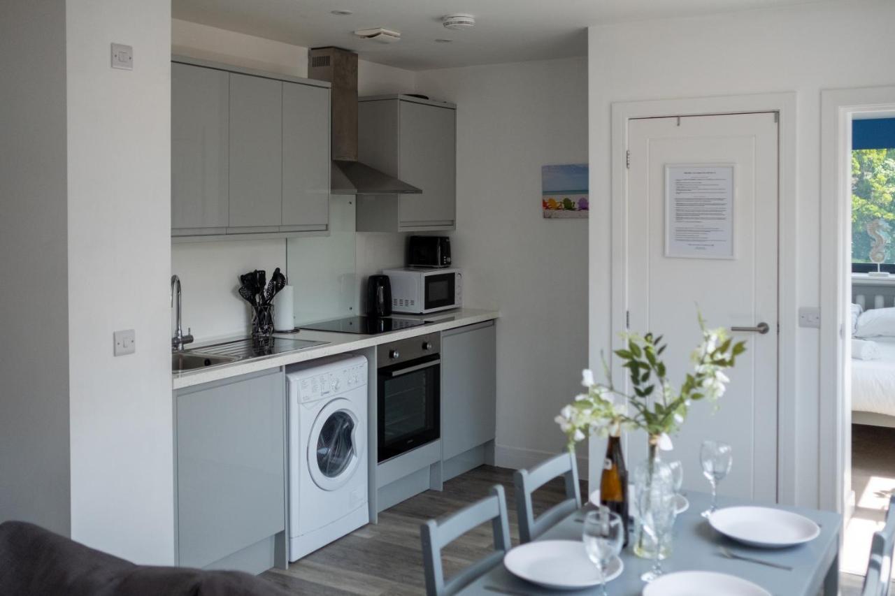 Modern One Bedroom Apartment In Town Centre & 4 Min To The Beach Bournemouth Exterior foto